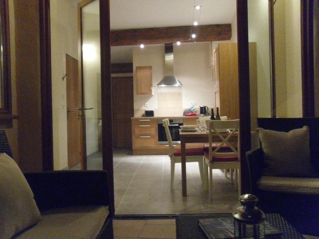 Carcassonne Pont Vieux Apartments Bagian luar foto